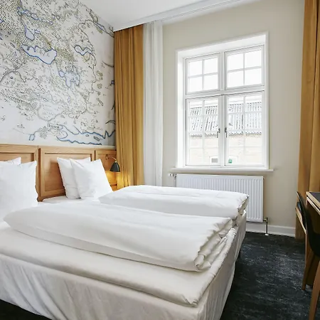 Jorgensens 4*